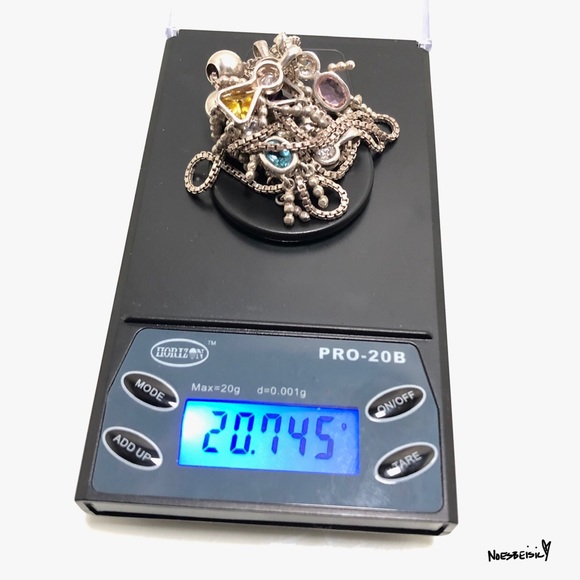 🚫SOLD•Ⓜ️🚫 Vintage Silver Birthstone Babies Charm Necklace - Picture 7 of 8